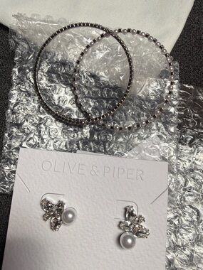 Olive & Piper Silver Pearl Cluster Stud Earrings with two bracelets !! Set of 3